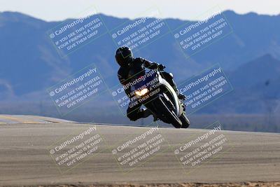 media/Jan-08-2022-SoCal Trackdays (Sat) [[1ec2777125]]/Turn 9 (125pm)/